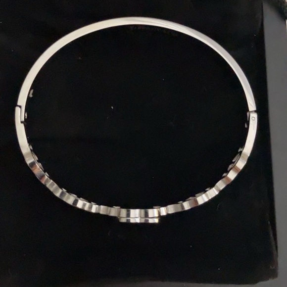 Tiffany & Co  silver heart bracelet bangle with pink tones, stamped. - Picture 6 of 7